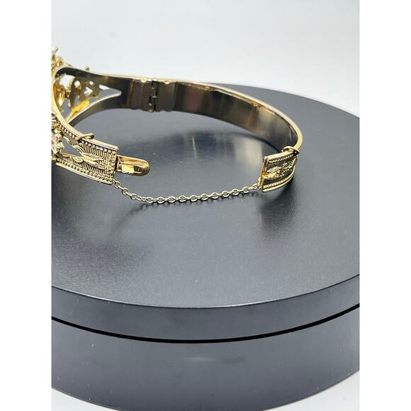 Whiting & Davis Vintage Ornate Victorian Revival Gold Tone Lg Cabochon Bangle - Picture 4 of 9